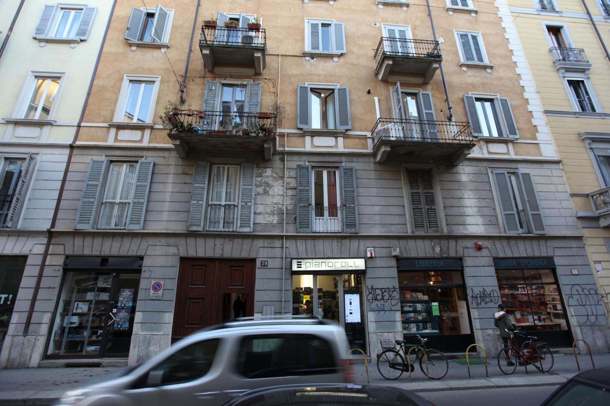 Amazing Apartment In City Center With Balcony Milán Exterior foto